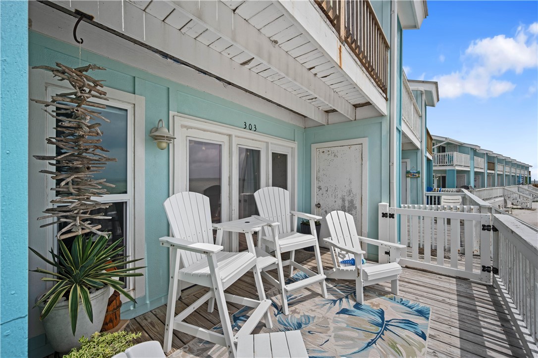 2292 N Fulton Beach Road 303 Rockport TX 78382