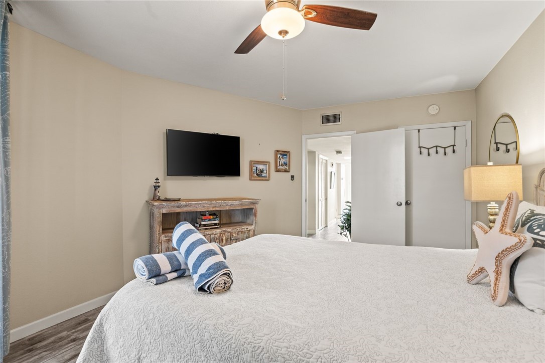 6649 Seacomber Drive 107 Port Aransas TX 78373