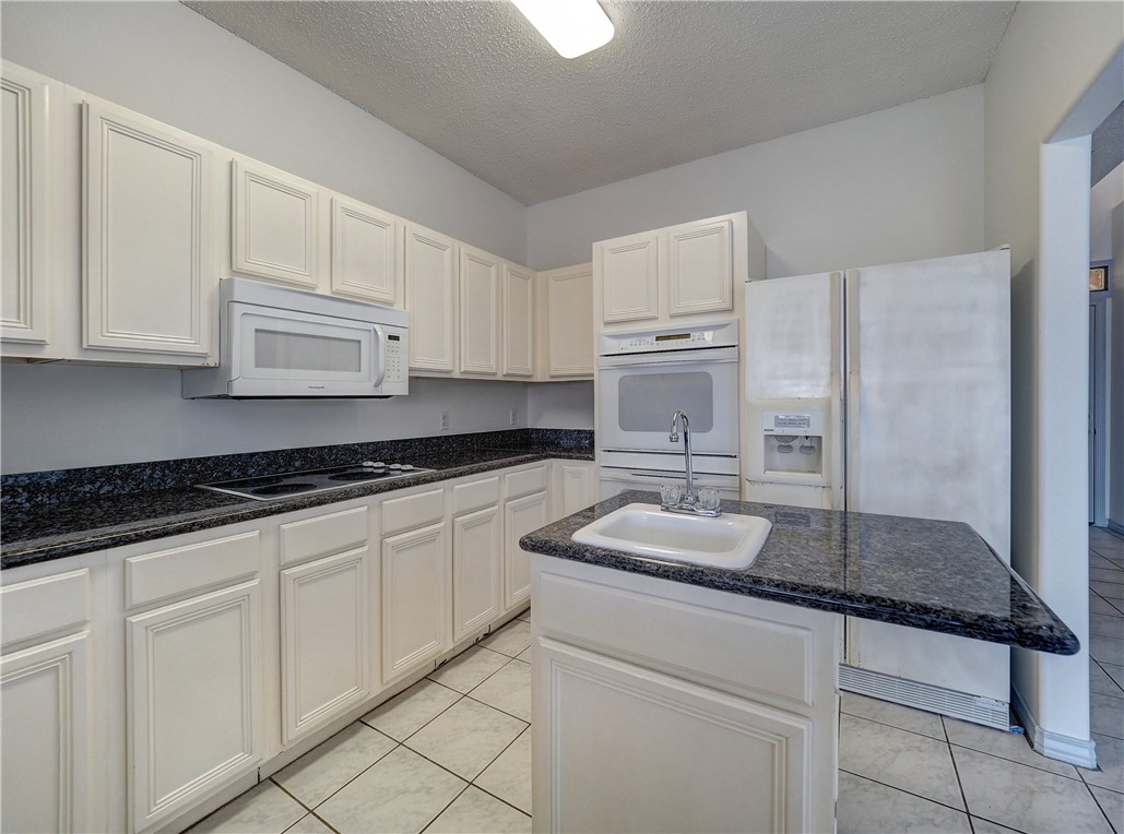 15401 Salt Cay Court 802 Corpus Christi TX 78418