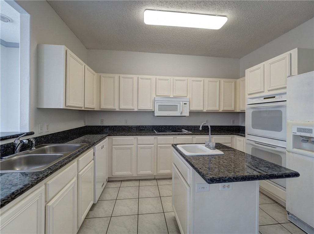 15401 Salt Cay Court 802 Corpus Christi TX 78418
