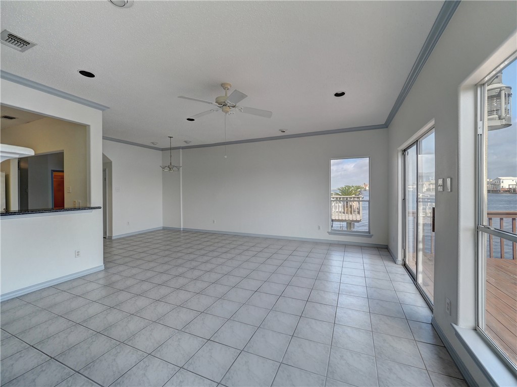 15401 Salt Cay Court 802 Corpus Christi TX 78418