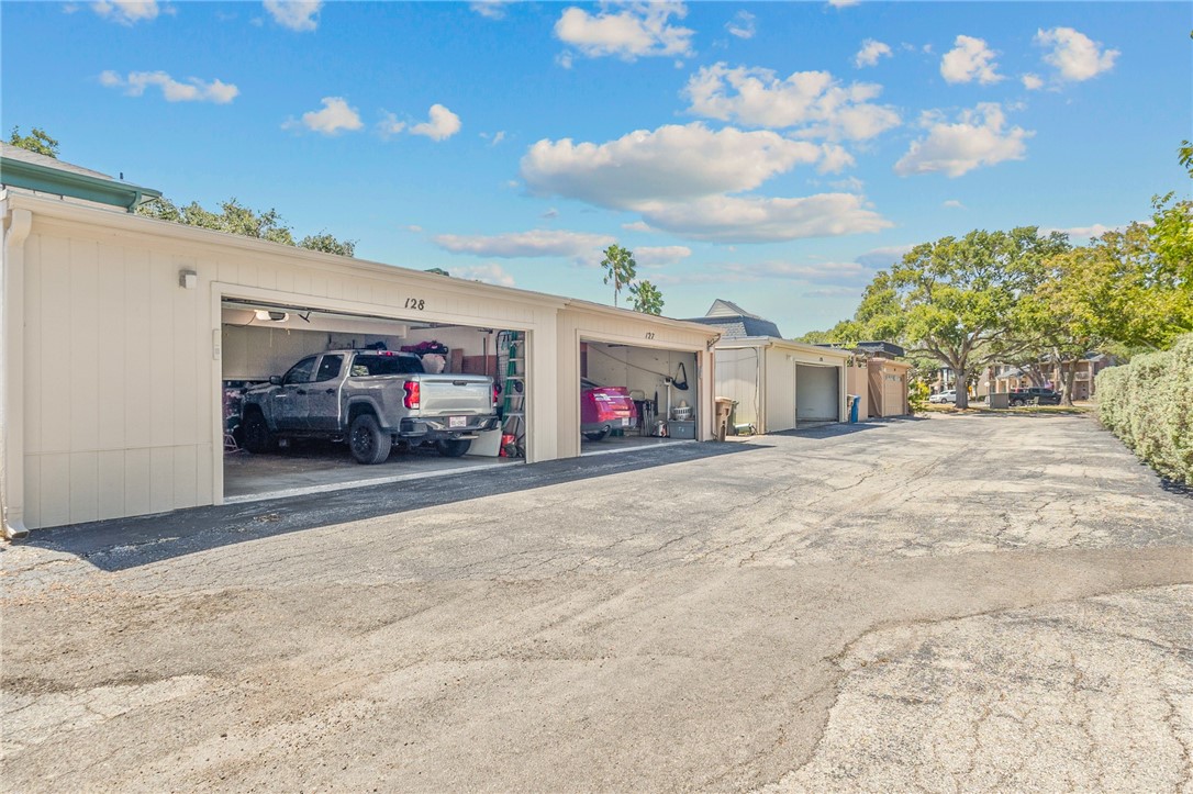 128 Lake Shore Drive 128 Corpus Christi TX 78413
