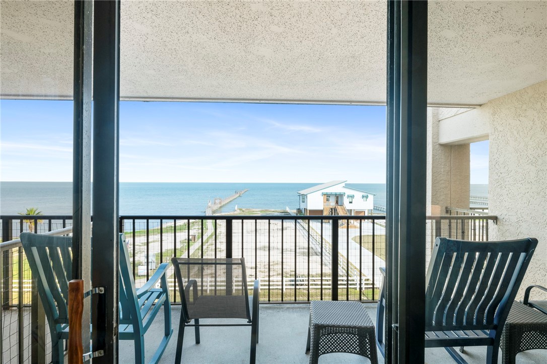 1021 S Water Street 410 Rockport TX 78382