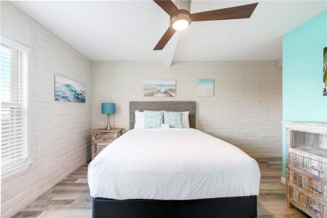1421 S 11th Street 113 Port Aransas TX 78373