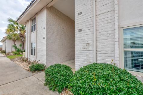 1421 S 11th Street 113 Port Aransas TX 78373