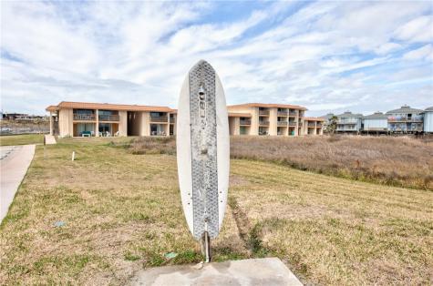 1421 S 11th Street 113 Port Aransas TX 78373
