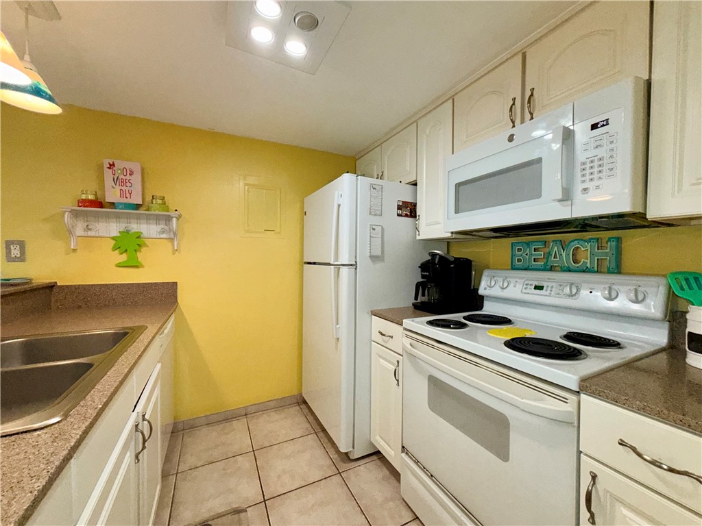 14921 Windward Drive 104 Corpus Christi TX 78418