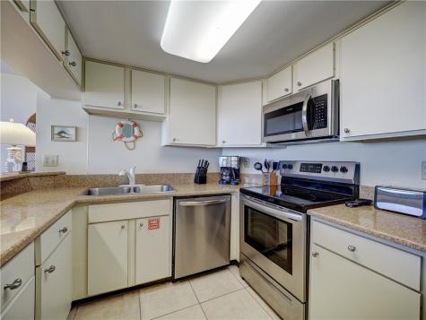 6649 Seacomber Drive 402 Port Aransas TX 78373