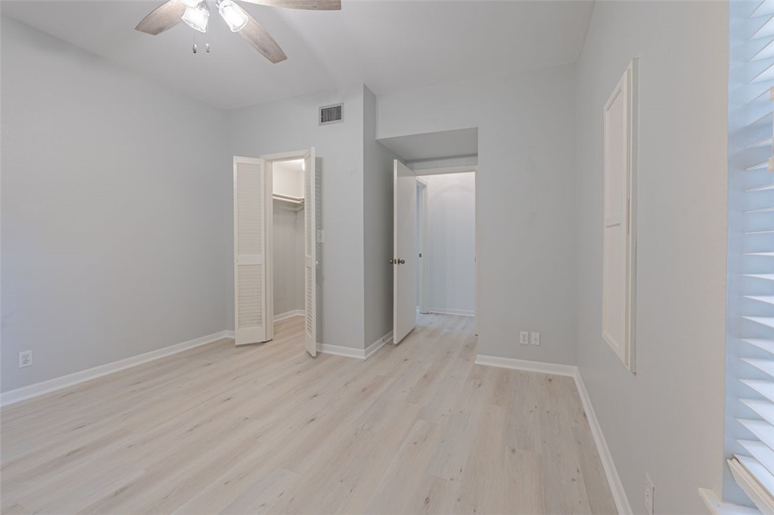 210 Oak Bay Street 402 Rockport TX 78382