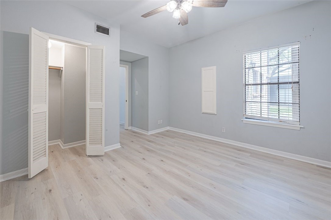 210 Oak Bay Street 402 Rockport TX 78382