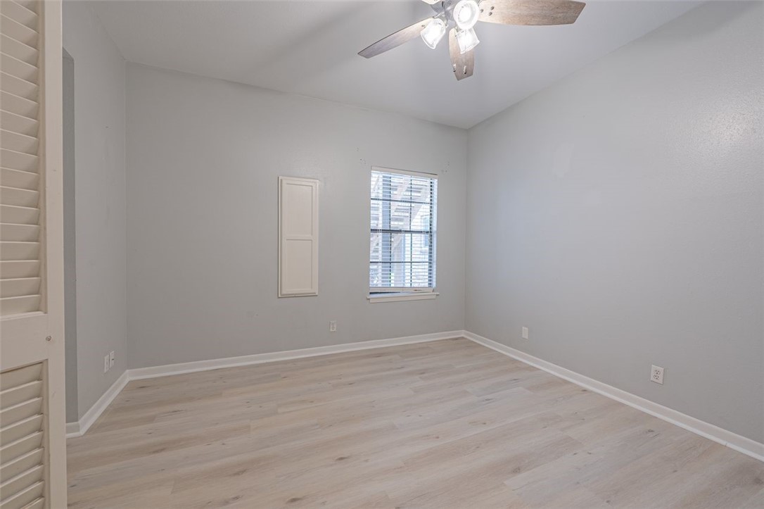 210 Oak Bay Street 402 Rockport TX 78382
