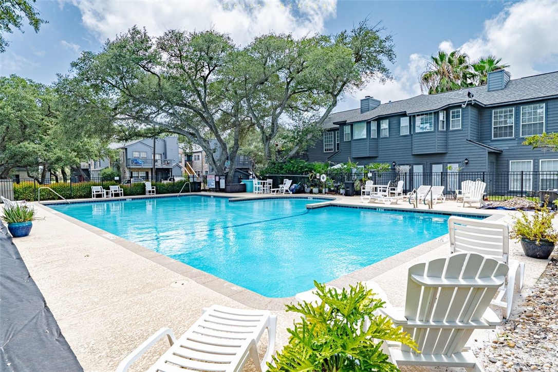 210 Oak Bay Street 402 Rockport TX 78382