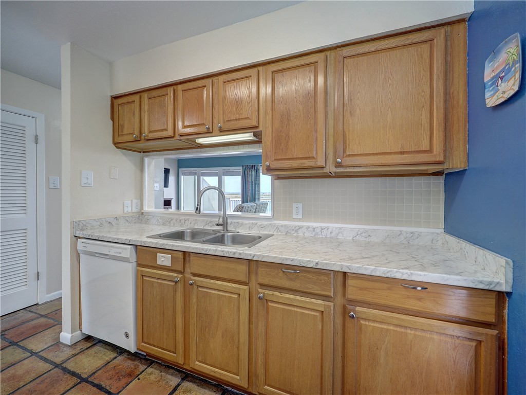14300 Aloha Street 203 Corpus Christi TX 78418