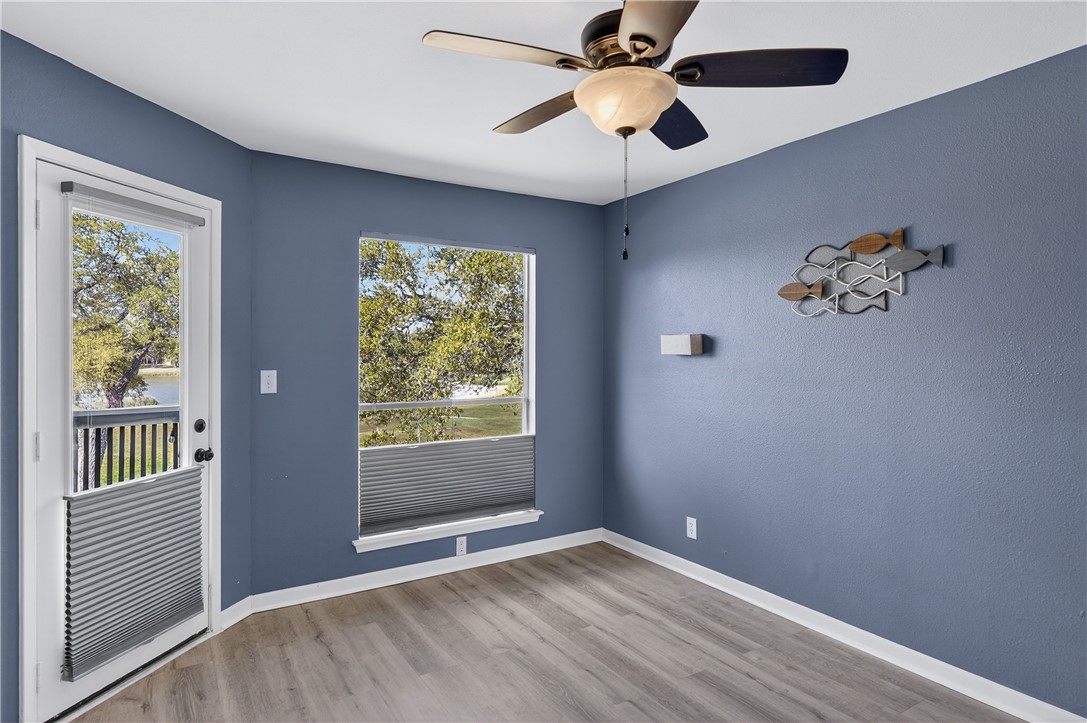 302 St Andrews G-203 Rockport TX 78382