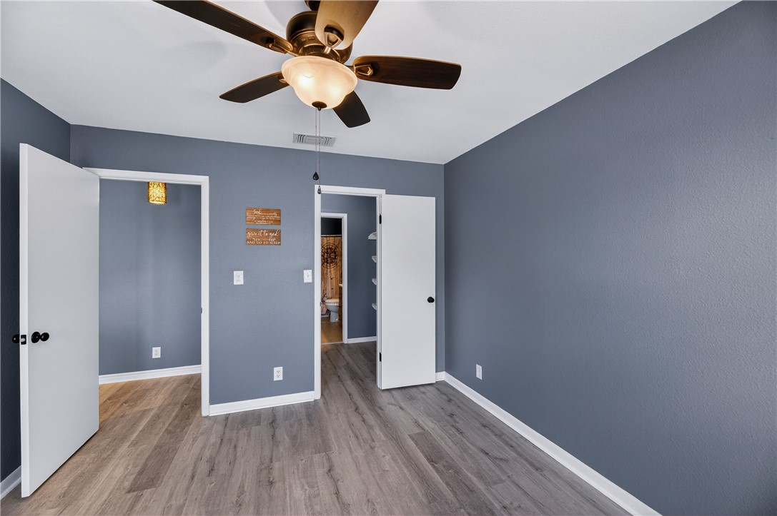 302 St Andrews G-203 Rockport TX 78382