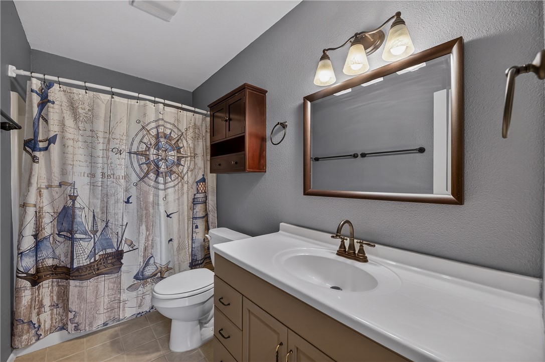 302 St Andrews G-203 Rockport TX 78382