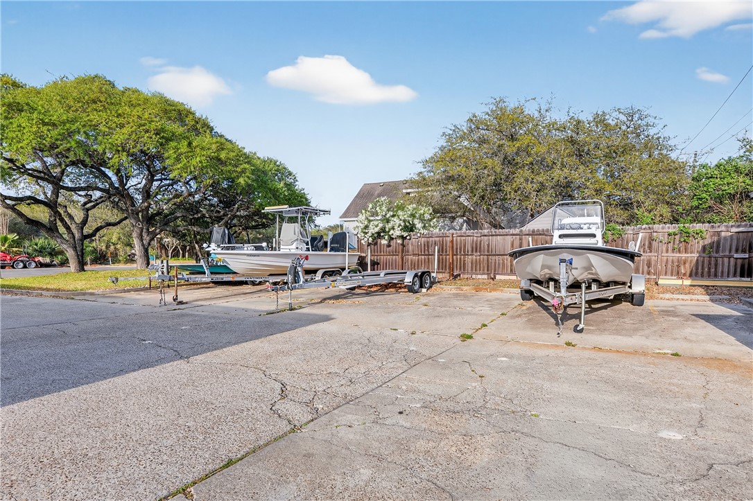 302 St Andrews G-203 Rockport TX 78382