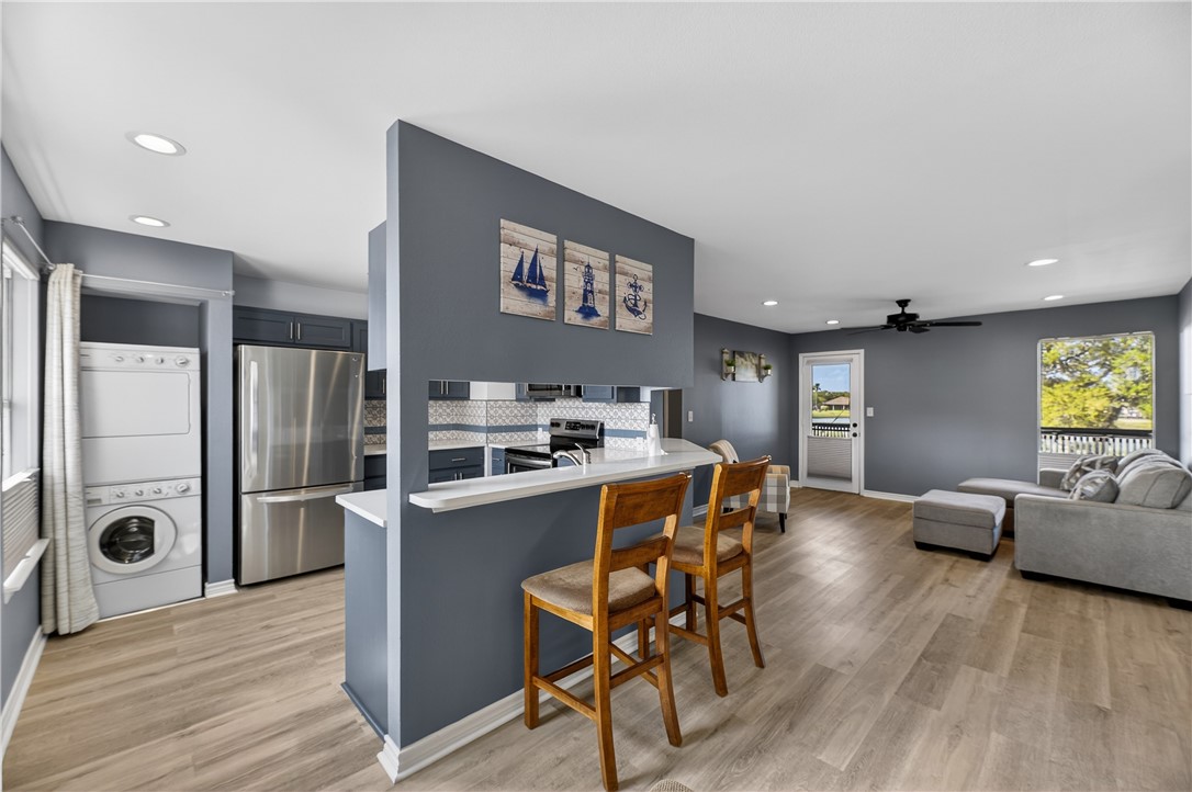 302 St Andrews G-203 Rockport TX 78382