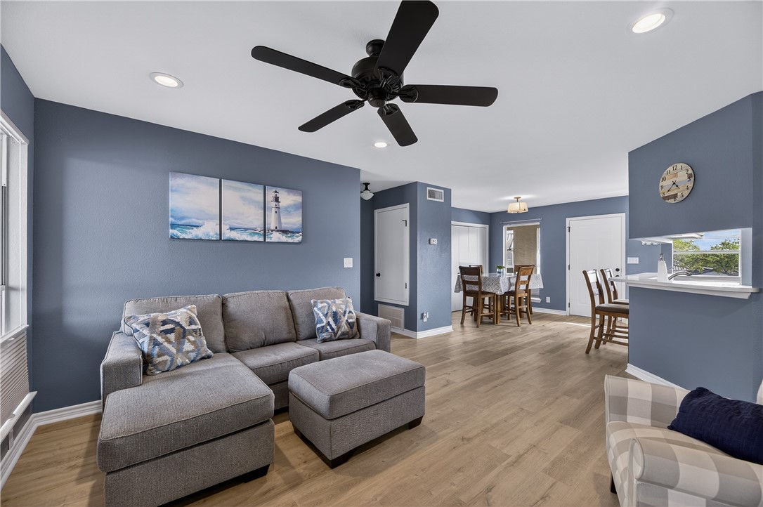 302 St Andrews G-203 Rockport TX 78382