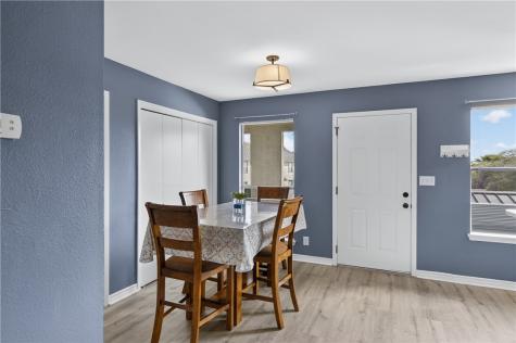302 St Andrews G-203 Rockport TX 78382