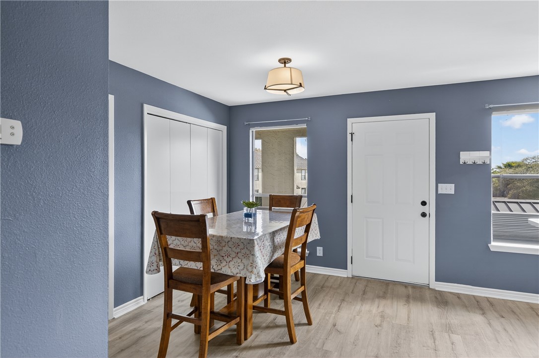 302 St Andrews G-203 Rockport TX 78382