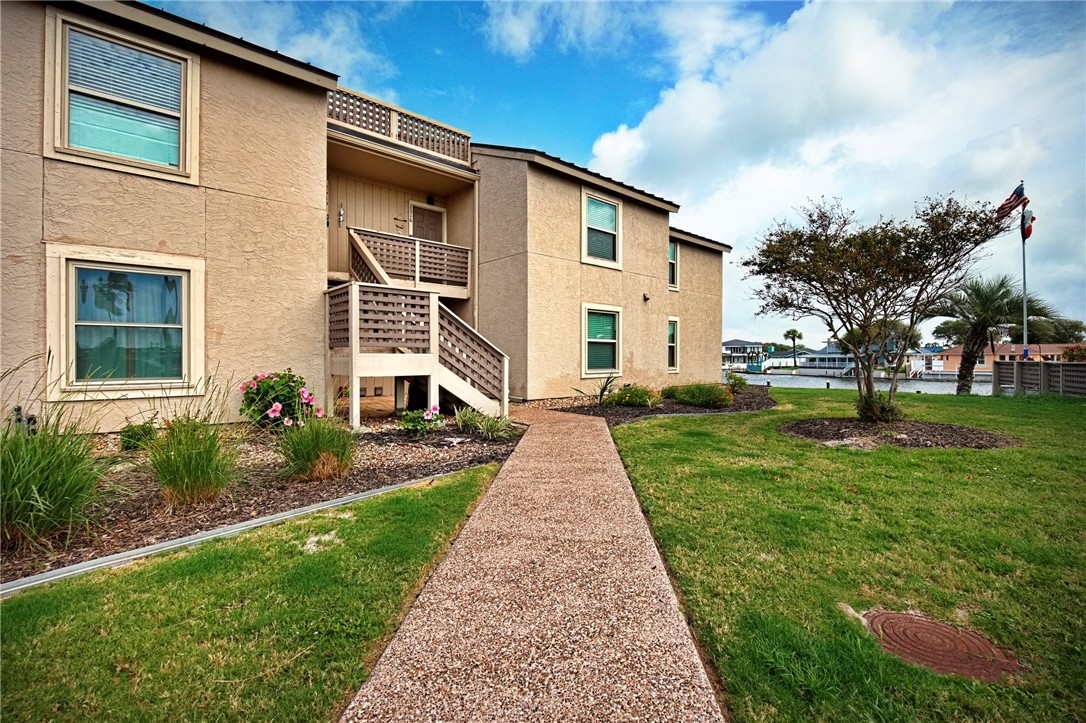 2516 Bayhouse Drive 2516 Rockport TX 78382