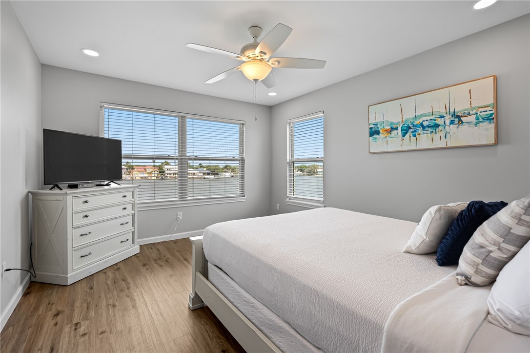 2516 Bayhouse Drive 2516 Rockport TX 78382