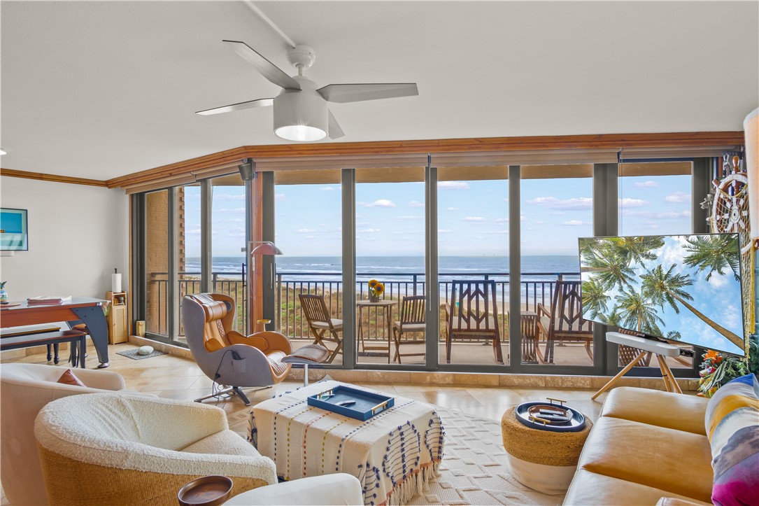 6649 Seacomber Drive 304 Port Aransas TX 78373