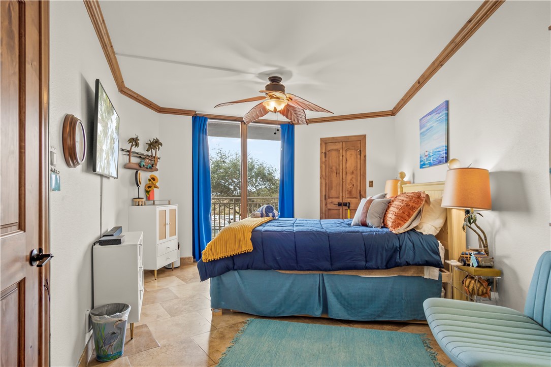 6649 Seacomber Drive 304 Port Aransas TX 78373