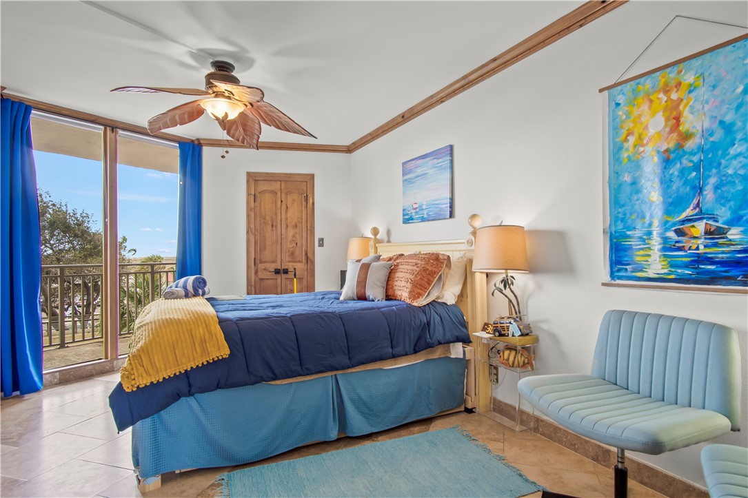 6649 Seacomber Drive 304 Port Aransas TX 78373