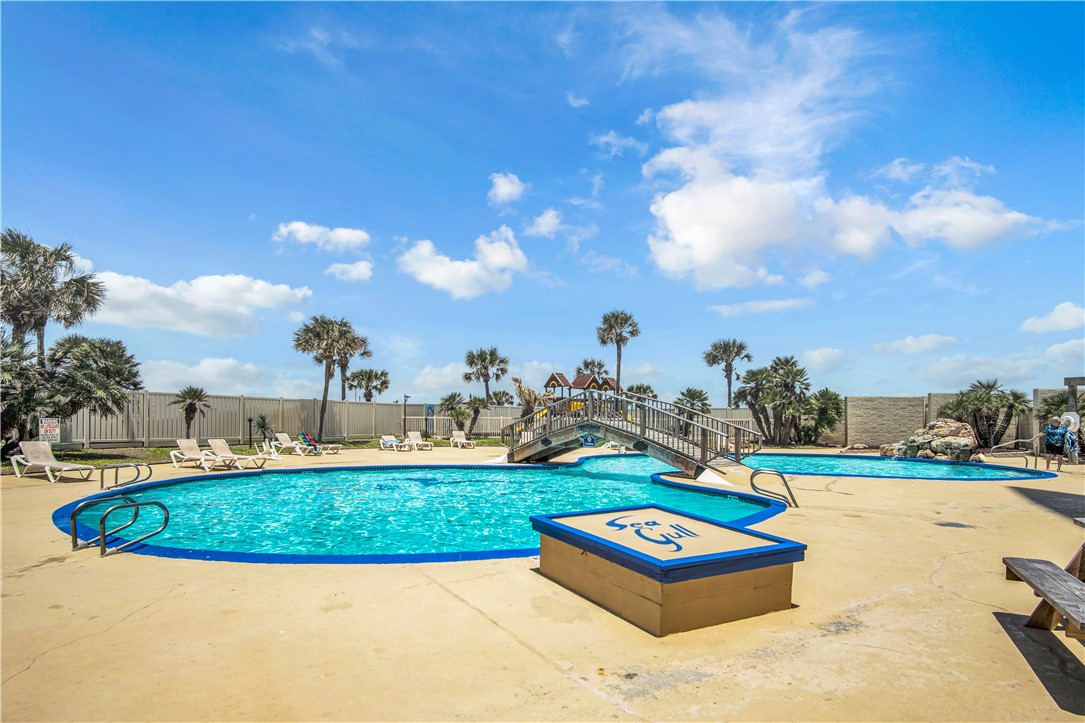 6649 Seacomber Drive 304 Port Aransas TX 78373