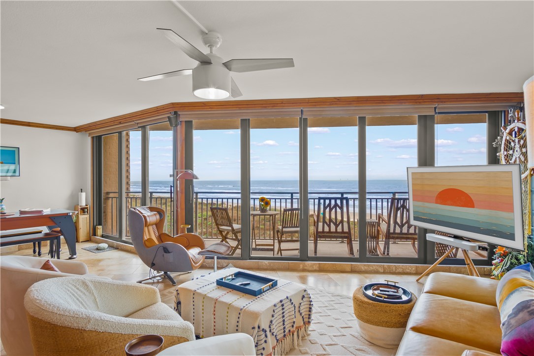 6649 Seacomber Drive 304 Port Aransas TX 78373