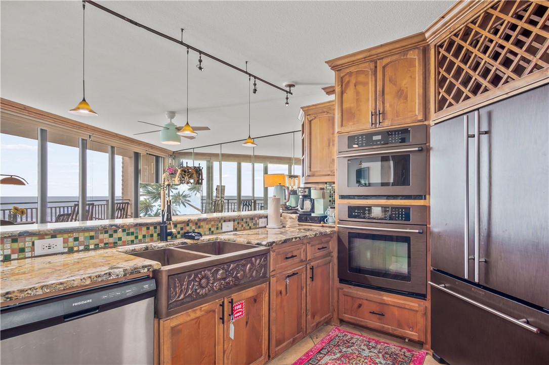 6649 Seacomber Drive 304 Port Aransas TX 78373