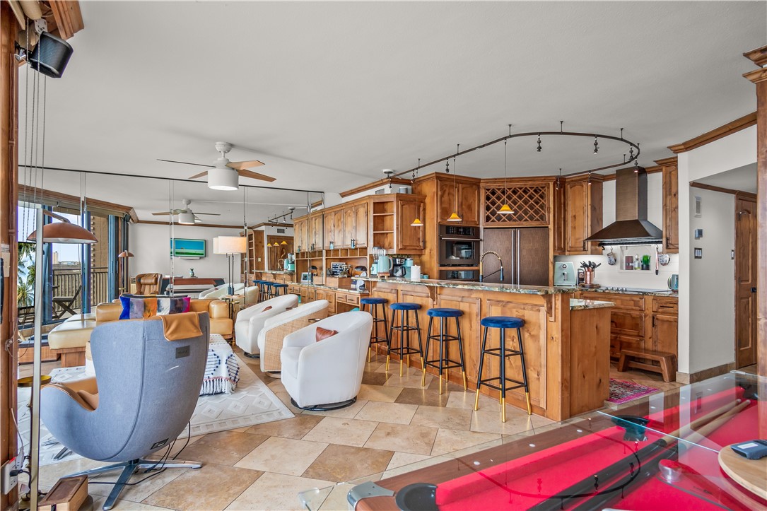 6649 Seacomber Drive 304 Port Aransas TX 78373