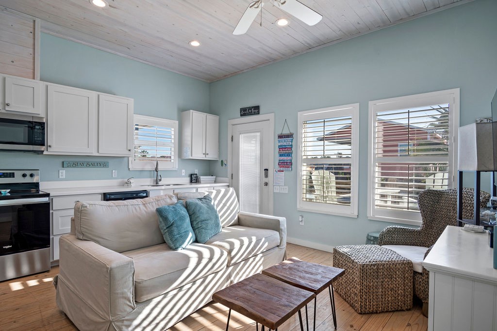 1924 S 11th Street 2 Port Aransas TX 78373