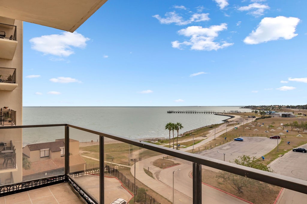 1400 Ocean Dr 502b Corpus Christi TX 78404