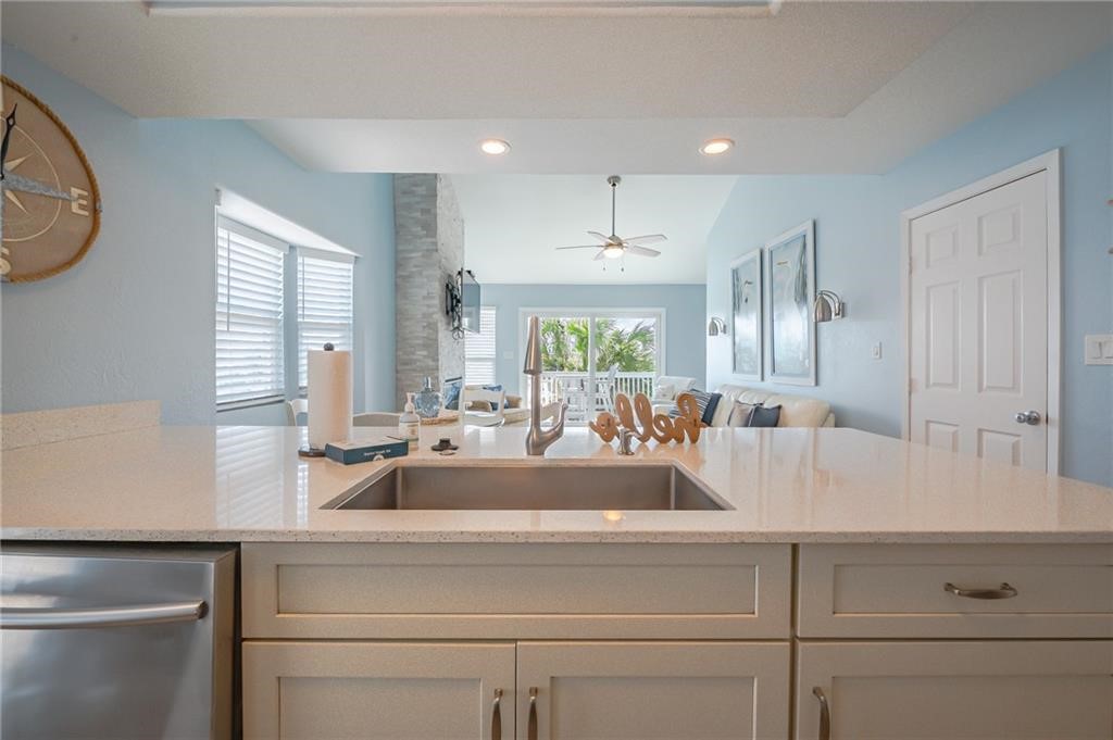 2292 N Fulton Beach Road 405 Rockport TX 78382
