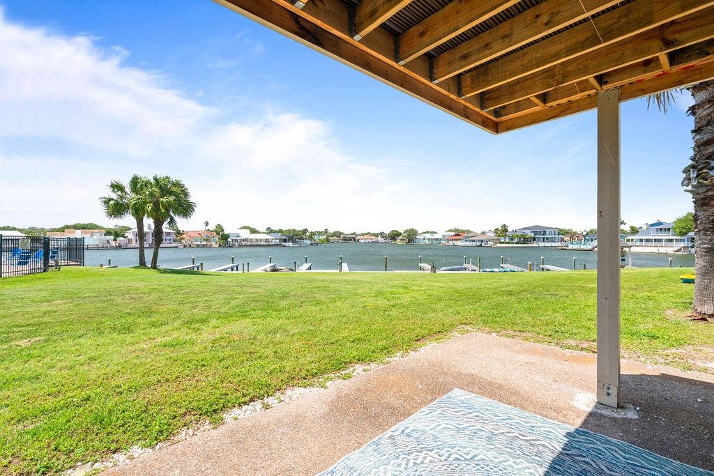 2506 Bayhouse Drive 2506 Rockport TX 78382