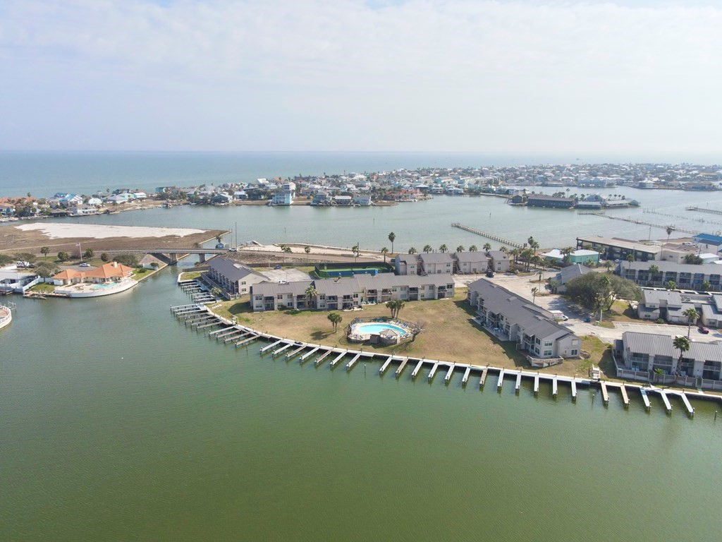 2506 Bayhouse Drive 2506 Rockport TX 78382