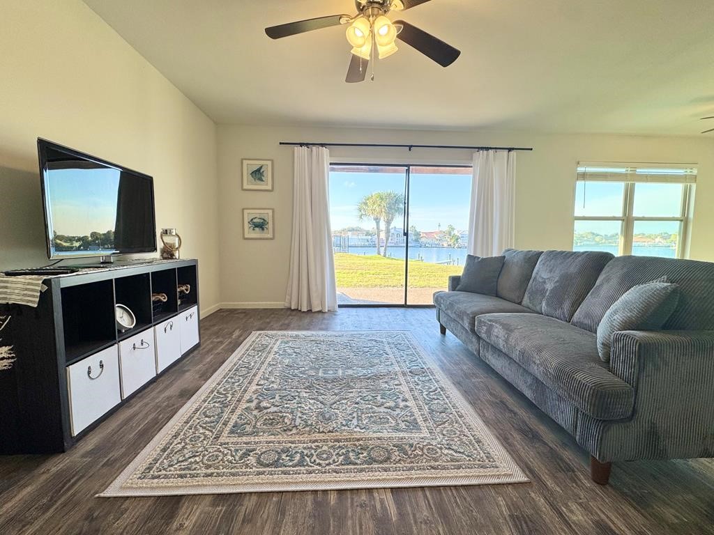 2506 Bayhouse Drive 2506 Rockport TX 78382