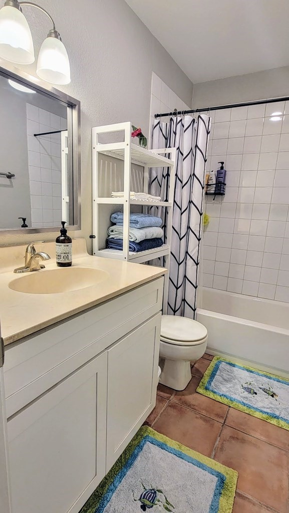 2004 Bayhouse Drive 2004 Rockport TX 78382