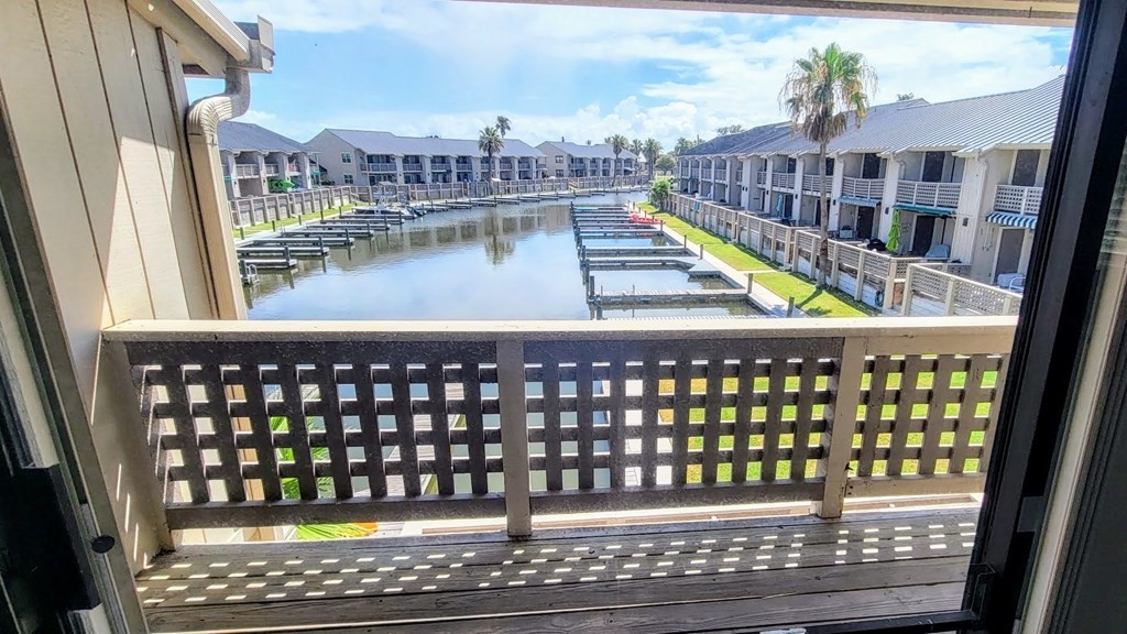 2004 Bayhouse Drive 2004 Rockport TX 78382