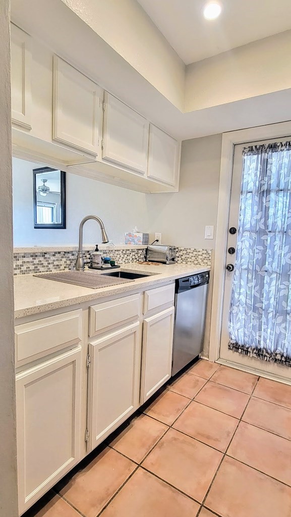 2004 Bayhouse Drive 2004 Rockport TX 78382
