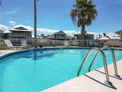 2290 N Fulton Beach 215 Rockport TX 78382