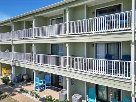 2290 N Fulton Beach 215 Rockport TX 78382