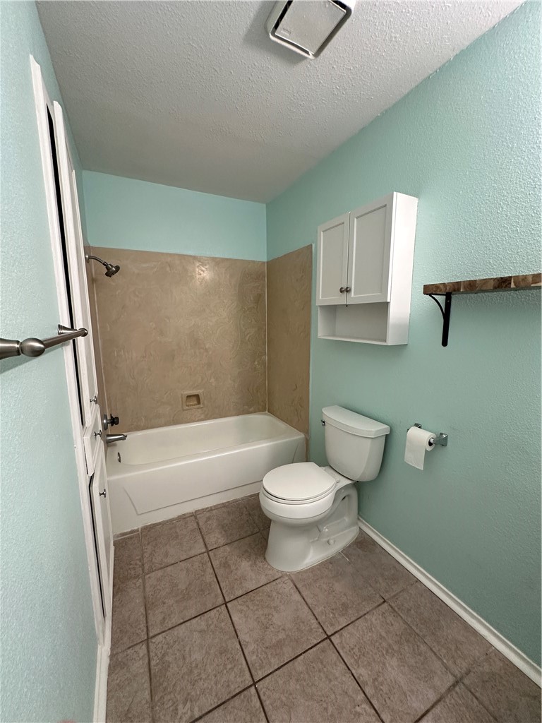 7122 Premont Dr E-103 Corpus Christi TX 78414