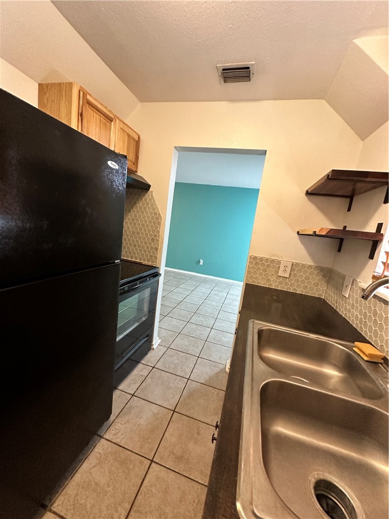 7122 Premont Dr E-103 Corpus Christi TX 78414