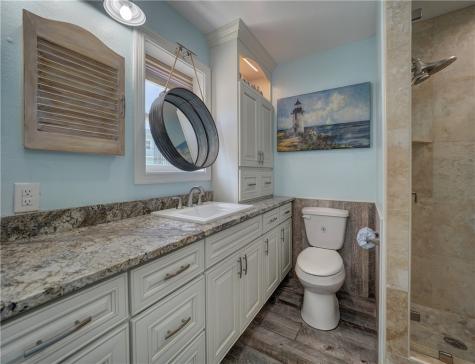 700 Island Retreat 33 Port Aransas TX 78373
