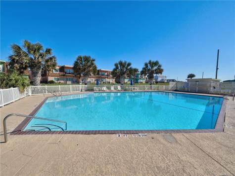 700 Island Retreat 33 Port Aransas TX 78373