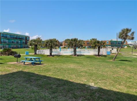 700 Island Retreat 33 Port Aransas TX 78373